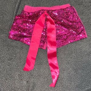 Sparkly pink dance shorts for girls, small